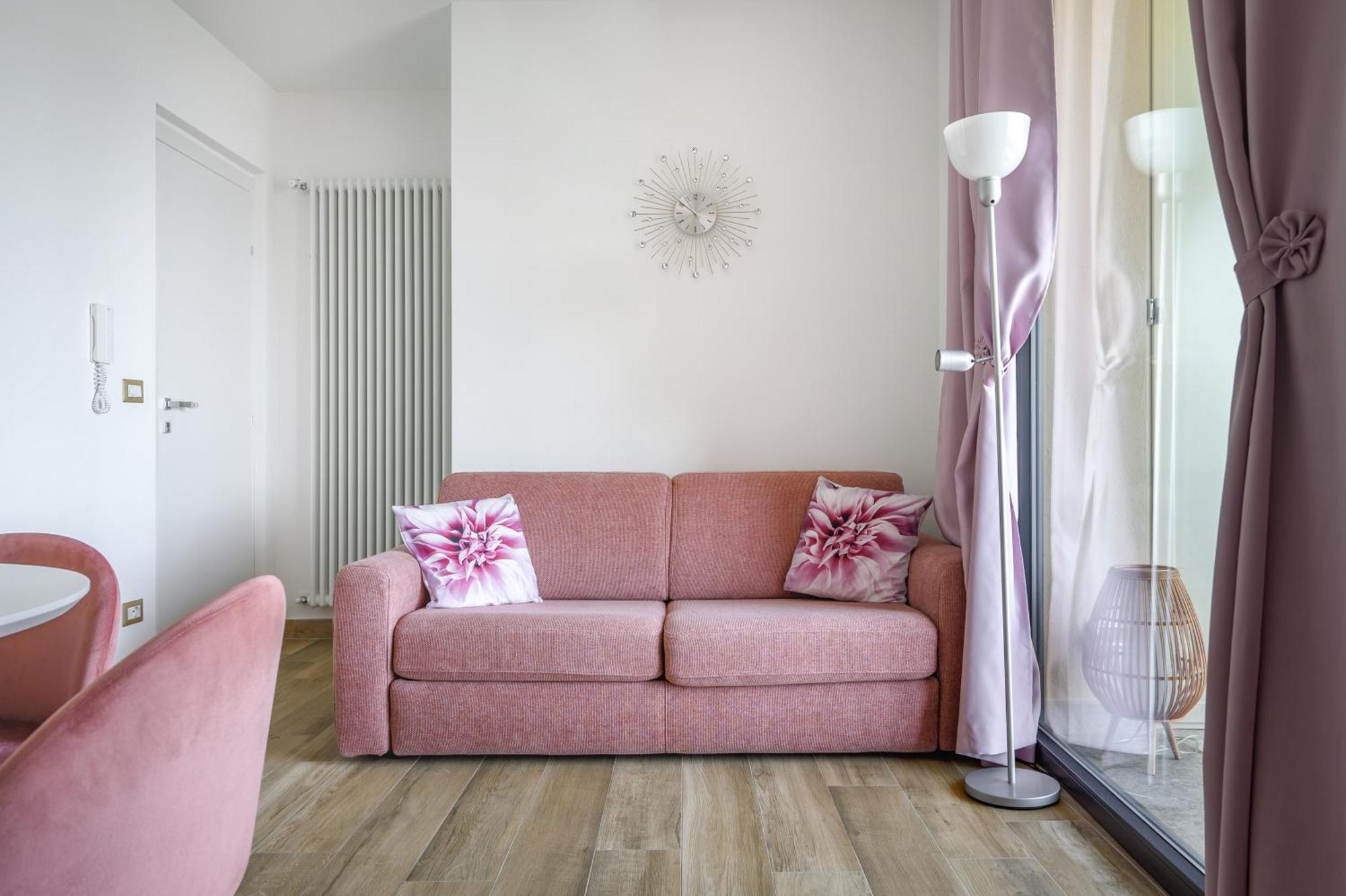 Casa Vacanze Maddalena - Palazzetto Sul Lago - Diamante Rosa Marta Ngoại thất bức ảnh