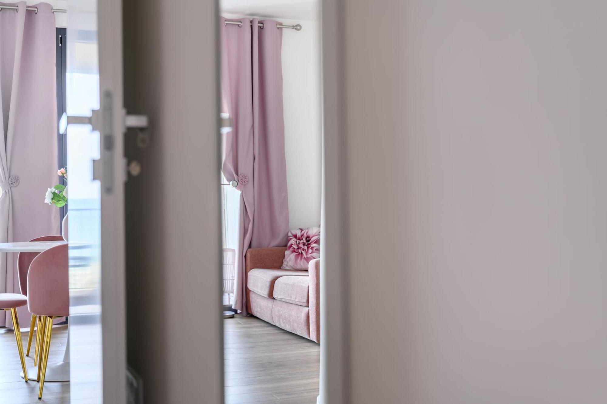 Casa Vacanze Maddalena - Palazzetto Sul Lago - Diamante Rosa Marta Ngoại thất bức ảnh
